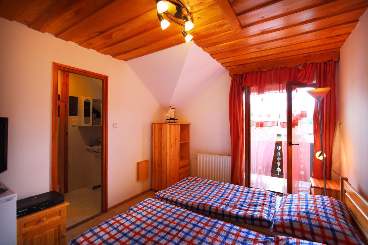 Felso Fogado Bed & Breakfast Felsőtold Екстериор снимка