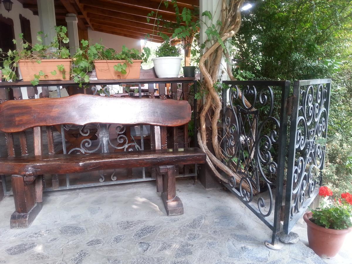 Felso Fogado Bed & Breakfast Felsőtold Екстериор снимка