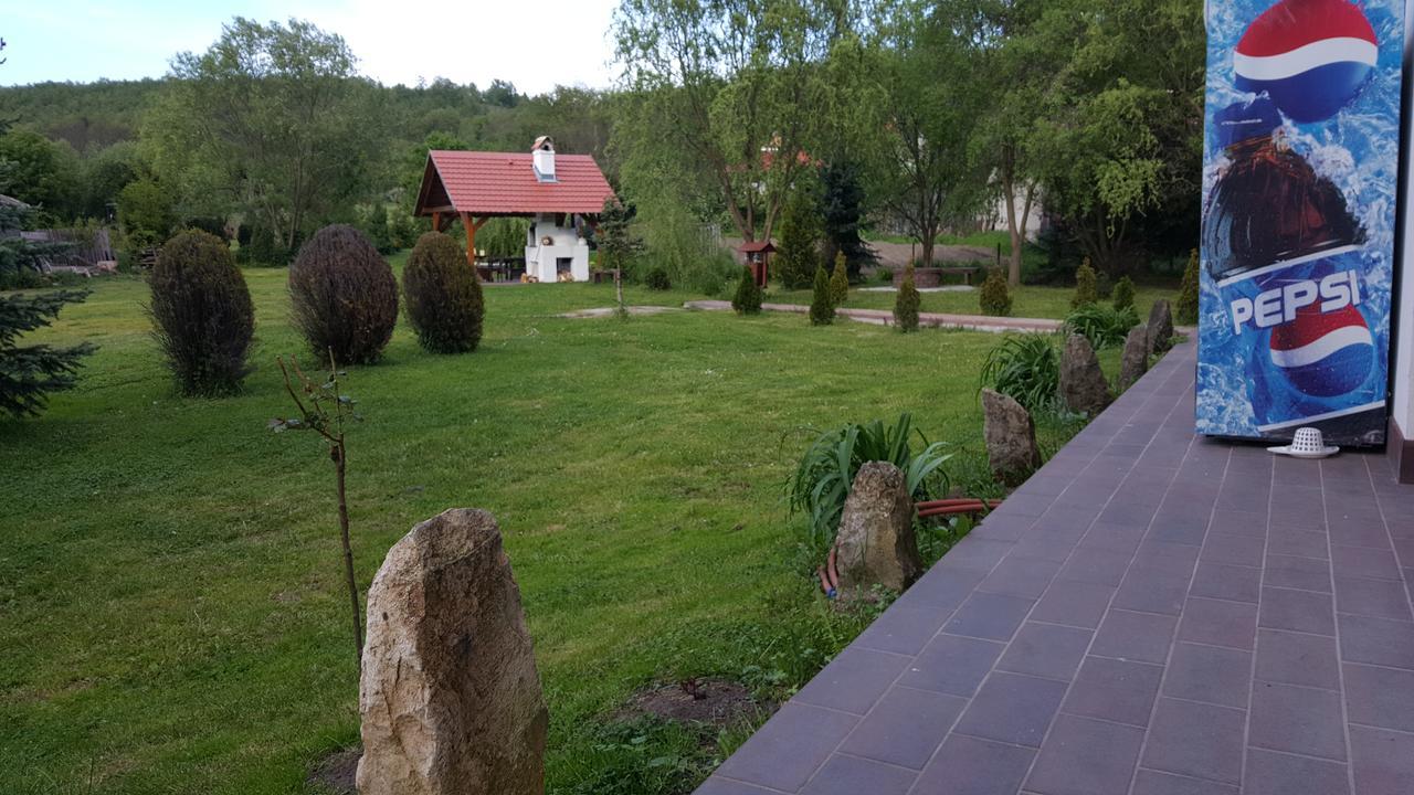 Felso Fogado Bed & Breakfast Felsőtold Екстериор снимка