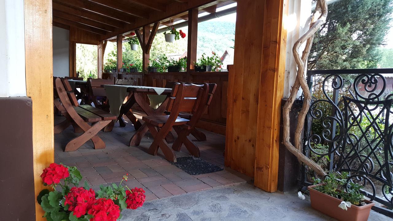 Felso Fogado Bed & Breakfast Felsőtold Екстериор снимка