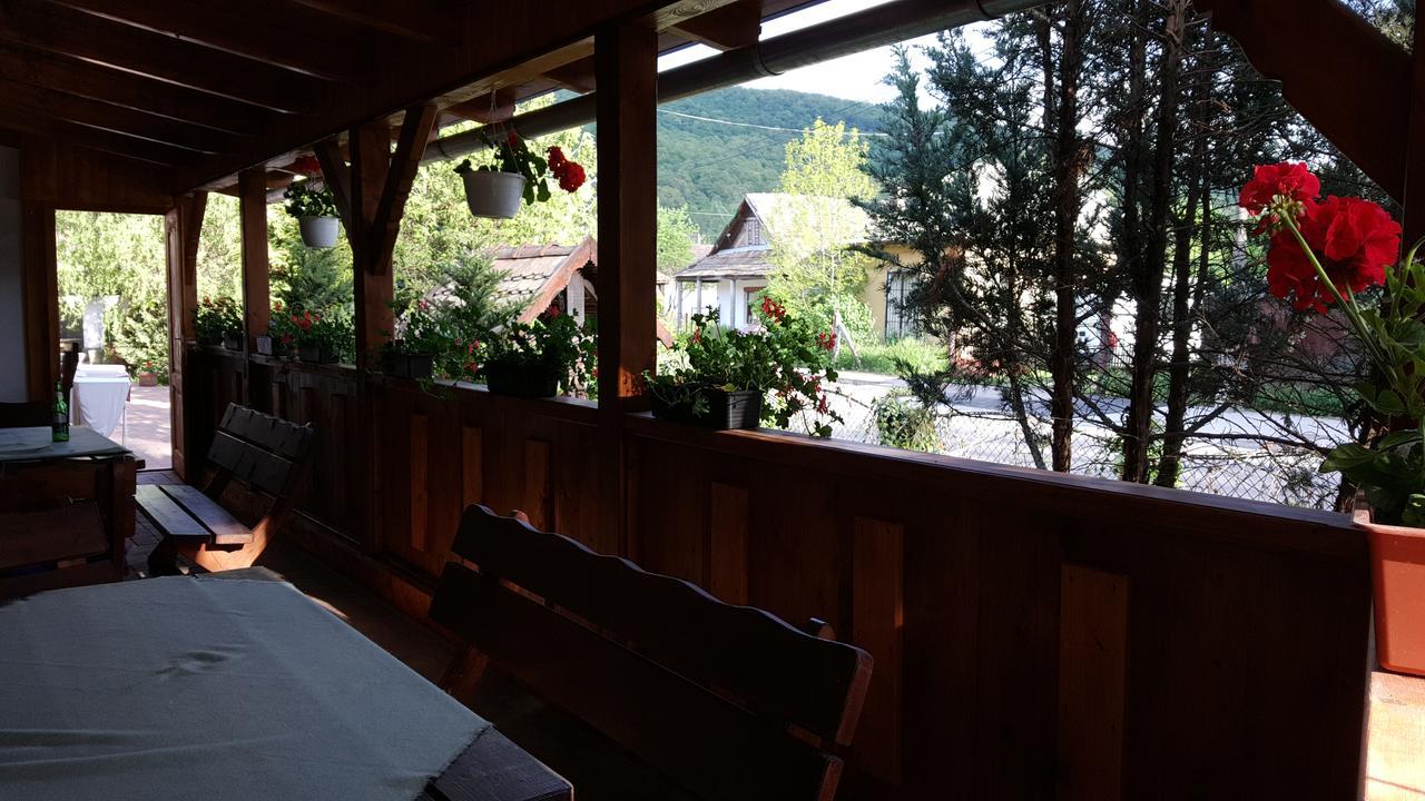 Felso Fogado Bed & Breakfast Felsőtold Екстериор снимка