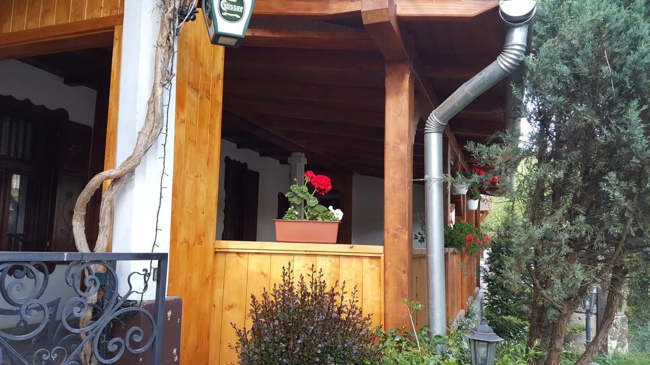 Felso Fogado Bed & Breakfast Felsőtold Екстериор снимка