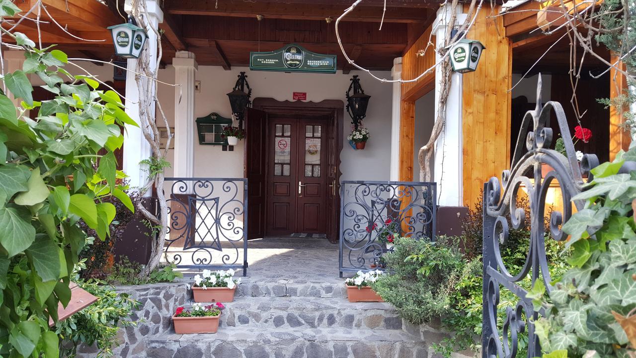 Felso Fogado Bed & Breakfast Felsőtold Екстериор снимка